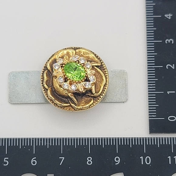 Vintage Button Brooch Goldtone Green Crystal Magnet #665 - Picture 11 of 12